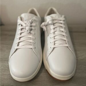 DROP YOUR OFFER!!!
COLE HAAN GRANDPRO TENNIS
11 US MENS
BRAND NEW W/ BOX